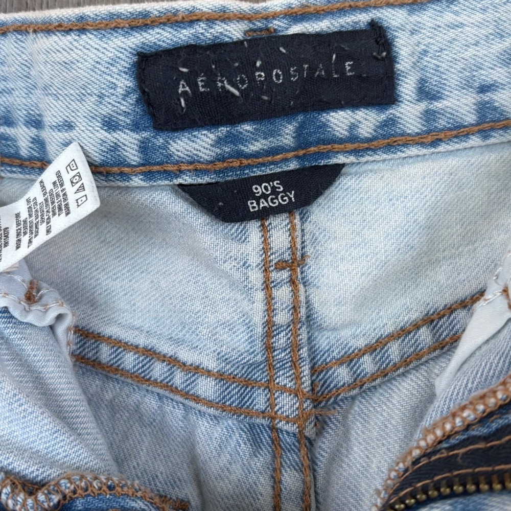 Aeropostale 90s Baggy Distressed High Waisted Denim Shorts Light Wash Blue 00 - Picture 3 of 4